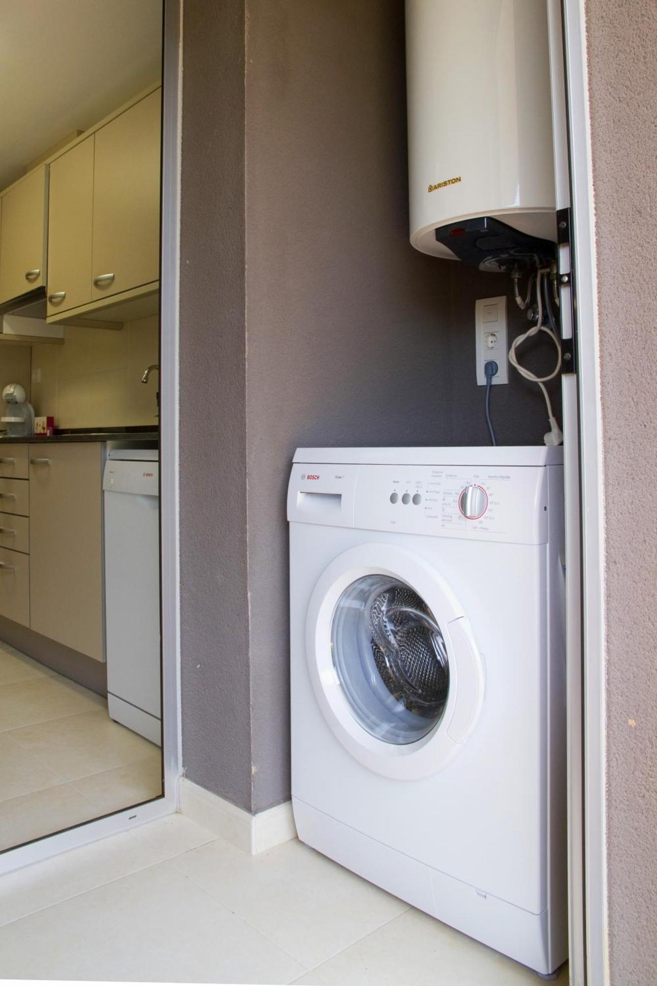 Rentalmar Paradise Families Only Con Parking Salou Exterior foto